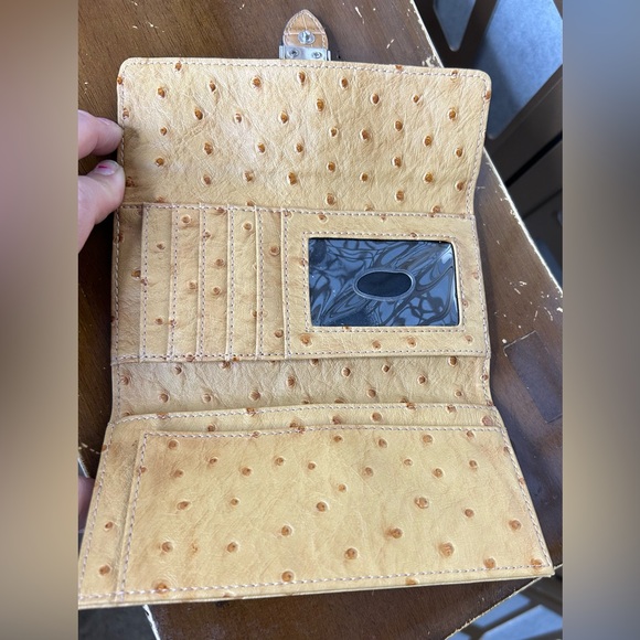 GUESS LEATHER WALLET - Picture 4 of 9